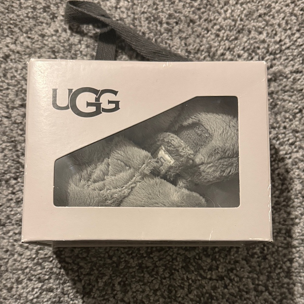 UGG Soft Gray Infant Booties - Picture 2 of 5